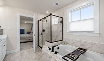 313 Crest Ln, Adams Twp., PA 16046