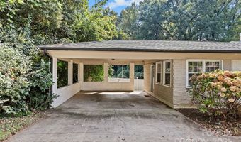 2538 Arnold Dr E, Charlotte, NC 28205