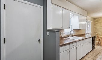 302 NW Arlan Dr, Ankeny, IA 50023