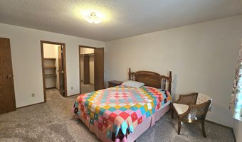 1012 N Brown Co 10 #11, Aberdeen, SD 57401