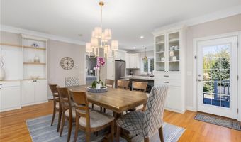 161 Seawynds Dr, North Kingstown, RI 02852