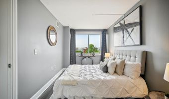 800 4TH St SW S717, Washington, DC 20024