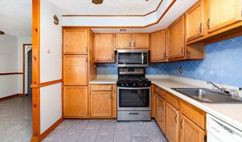 8226 N BOUNDARY Rd, Baltimore, MD 21222