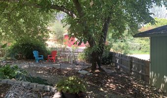19325 Hill St, Anderson, CA 96007