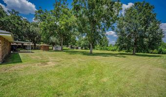 8922 Meadow Ln, Abbeville, LA 70510