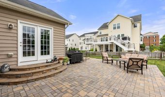 25792 RACING SUN Dr, Aldie, VA 20105