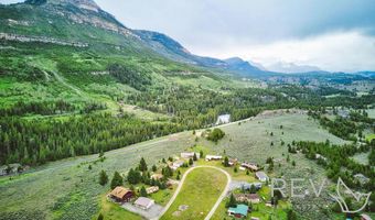 31 Posten Rd, Cody, WY 82414