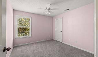 8924 VILLAGE LAKE Ln, Bartlett, TN 38002