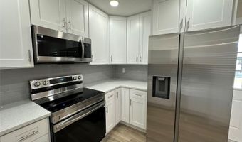 6013 FORTUNE Pl 6013, Apollo Beach, FL 33572