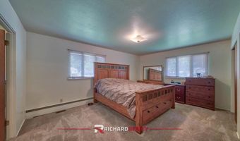 719 W B St, Basin, WY 82410