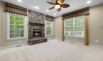 43032 LA RIVA Dr, Ashburn, VA 20148