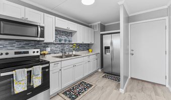 111 KAHULUI BEACH Rd D309, Kahului, HI 96732