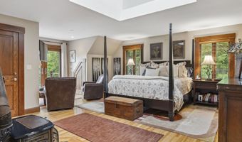 463 North Rd, Barnard, VT 05032