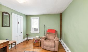88 Harriman Hill Rd, Raymond, NH 03077
