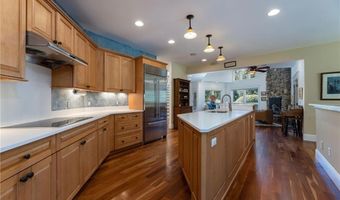 77 Pond Shore Dr, Charlestown, RI 02813