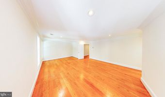 6403 EARLHAM Dr, Bethesda, MD 20817