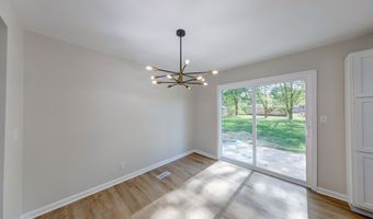 227 Poplar Grove Dr, Avon, IN 46123