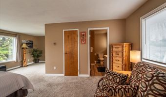 1145 NEWPORT Ave, Bandon, OR 97411