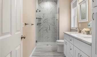 500 Sachem Rd, North Kingstown, RI 02852
