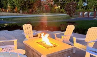 1 Longview Dr 208, Atkinson, NH 03811