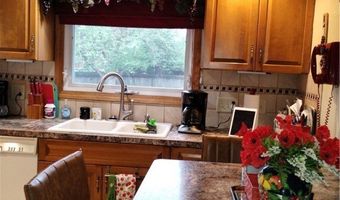 58 Dalewood Dr, Amherst, NY 14228