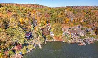 2102 Lakeside Dr, Alloway, NJ 07422