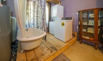 23 Fernwood Ln, Belfast, ME 04915
