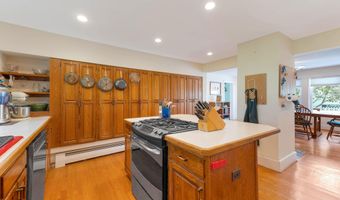 390 Front St, Bath, ME 04530