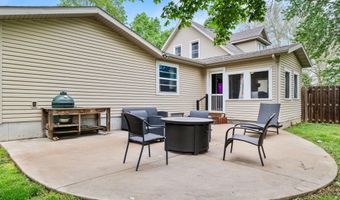 615 E Prairie Ln, Ash Grove, MO 65604