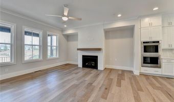 375 Chiswick Cir, Alpharetta, GA 30009