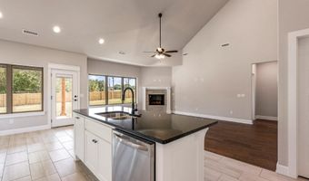 2 Hebrides Cir, Bella Vista, AR 72715