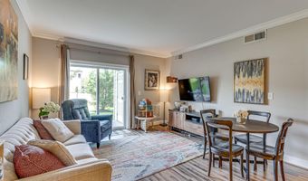 6301 EDSALL Rd 122, Alexandria, VA 22312