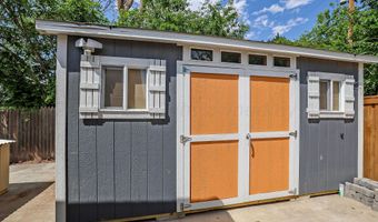 2221 Crockett St, Amarillo, TX 79109