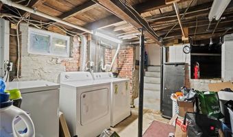 106 Providence Ave, East Providence, RI 02915