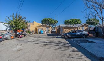 5915 Compton Ave, Los Angeles, CA 90001