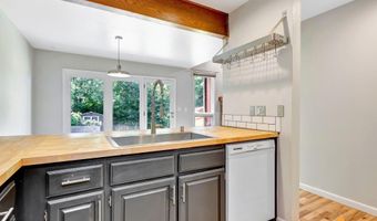 10620 Commodore Dr, Anchorage, AK 99507