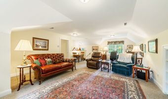 117 Chippenwood Ln, Bristol, CT 06010