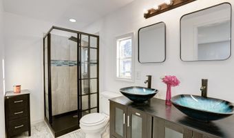 3 CLAYTON Dr, Clayton, DE 19938