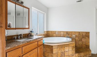 13850 Nightshade Rd, Apple Valley, CA 92307