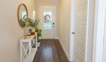 573 AUBURN Xing, Auburn, GA 30011