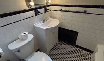 14 Ashland St Unit 2R, Worcester, MA 01609