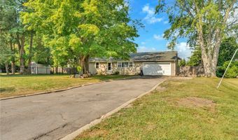 140 Haussauer Rd, Amherst, NY 14068