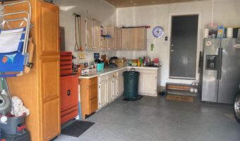 16 Cove St, Barnegat, NJ 08005
