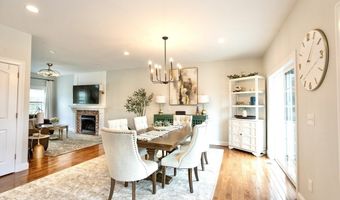 181 Southwick St, Agawam, MA 01030