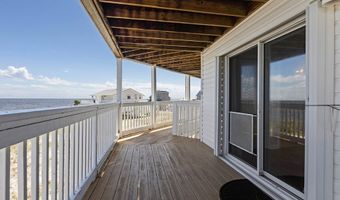 6 Kingfish St, Alligator Point, FL 32346