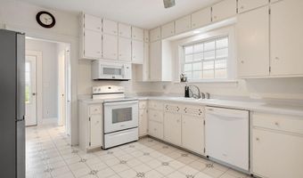 51413 150th St, Austin, MN 55912