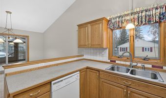 1606 17th St SW, Austin, MN 55912