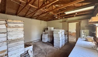 8384 N Broadway, Apple River, IL 61001