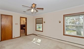 1208 Rapids St, Adel, IA 50003