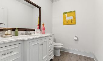 6363 Sevenoaks Ave, Baton Rouge, LA 70806